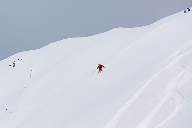 Skitourenabfahrt in Kalkstein